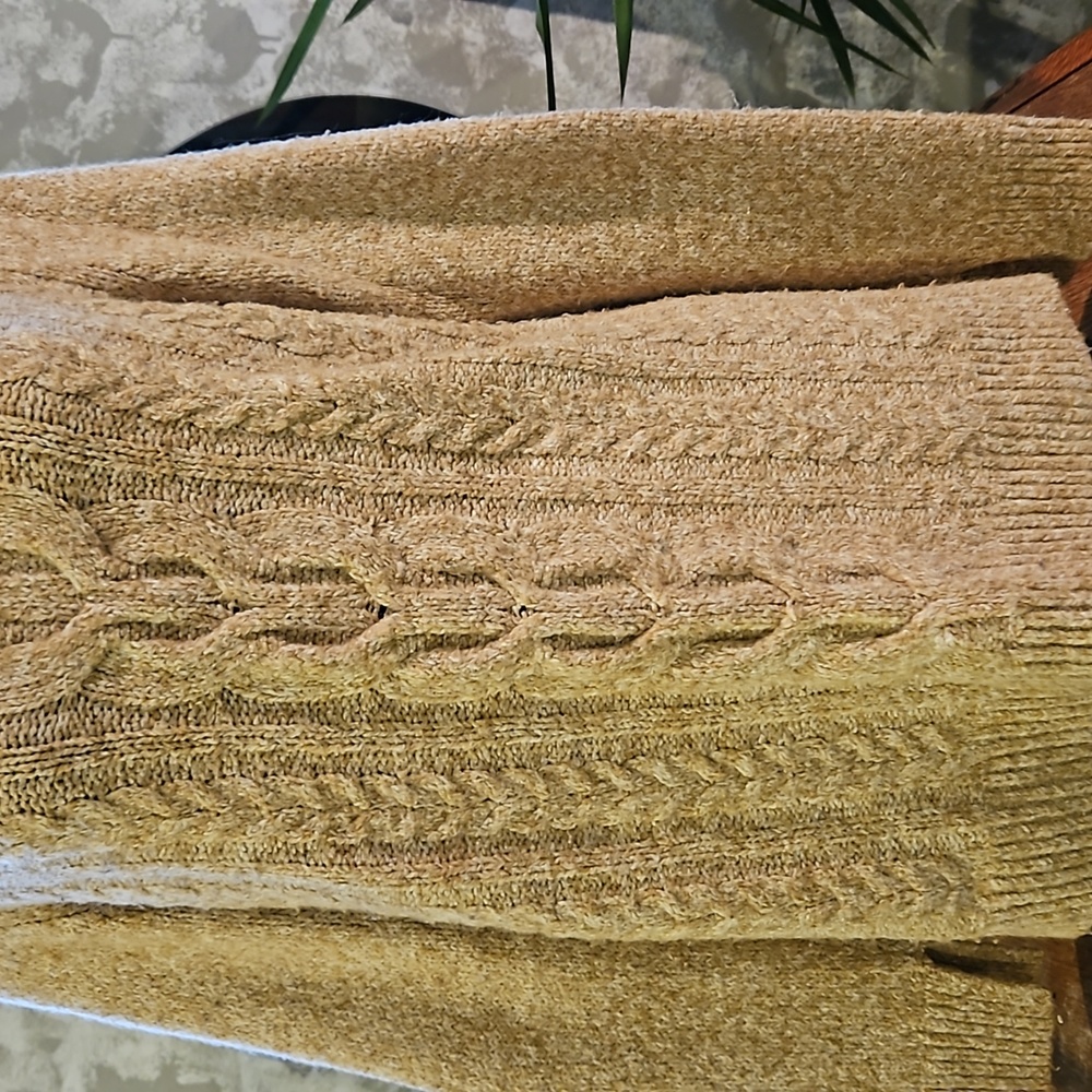 Womens sweater - Picture 6 of 12